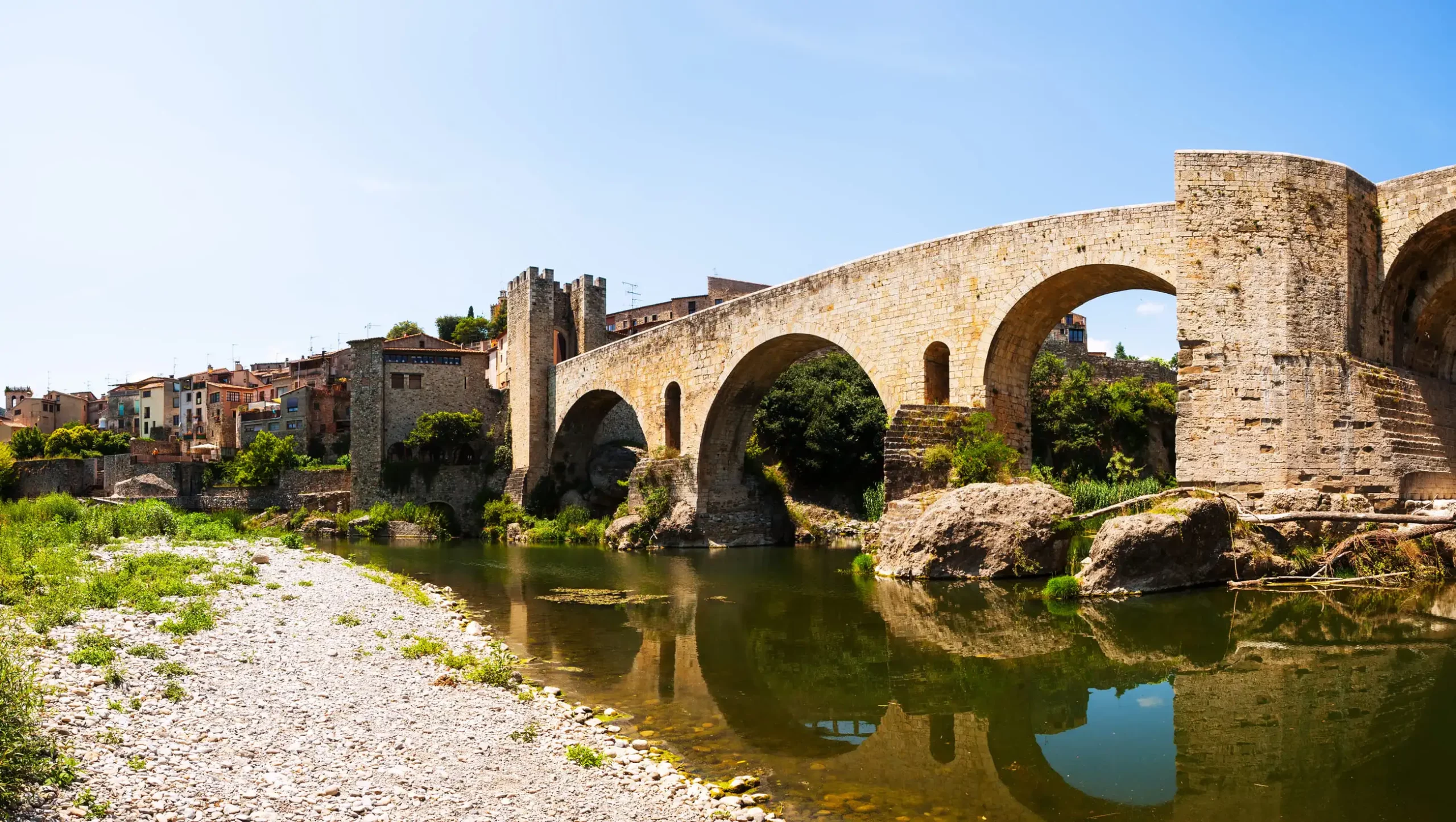 Pont proche de la ville de Narbonne, en occitanie