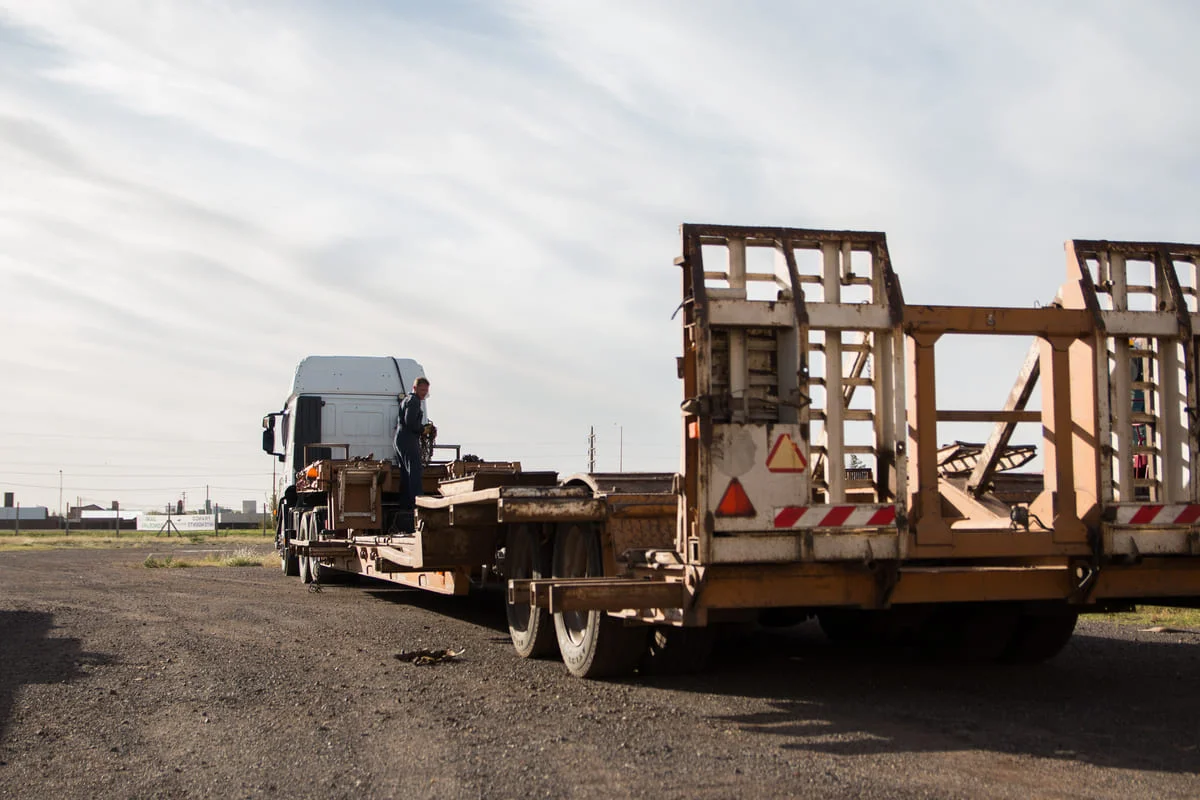 Camion transport hors gabarit sécurisé